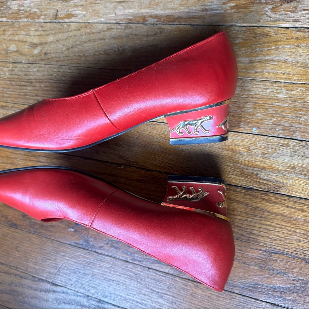 Vintage Flats with gold cat details